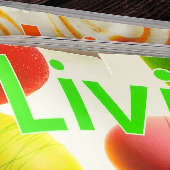 MARTHA STEWART Living Magazines 4/2012 & May 2012 Easter Egg & Cupcakes - Picture 10 of 16